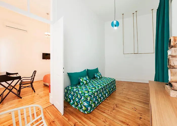 Lisbon Cheese & Wine Suites