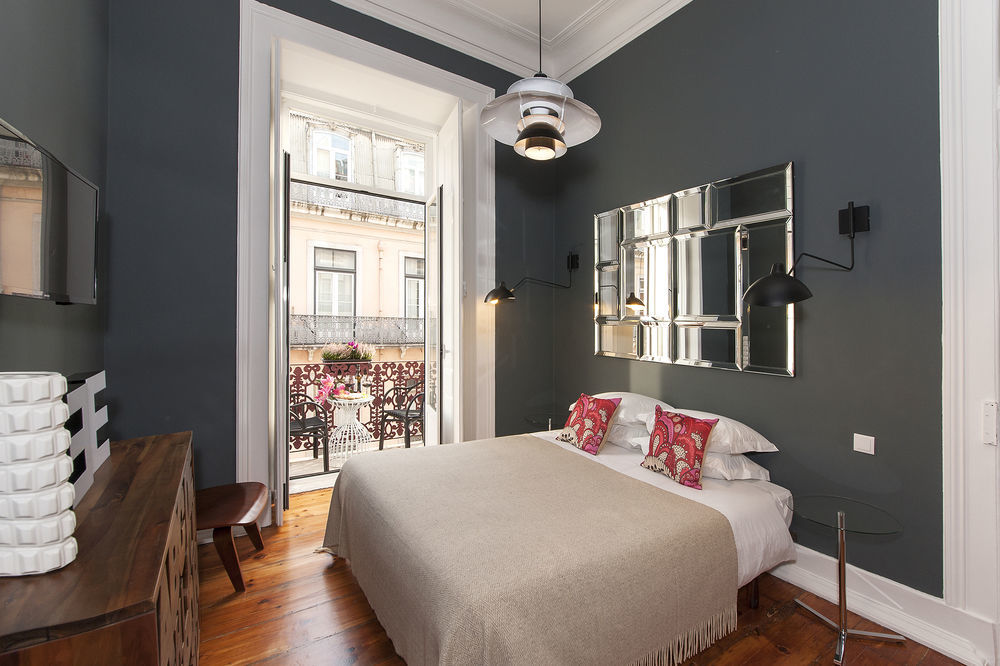 Guest house Lisbon Cheese & Wine Suites 4*
